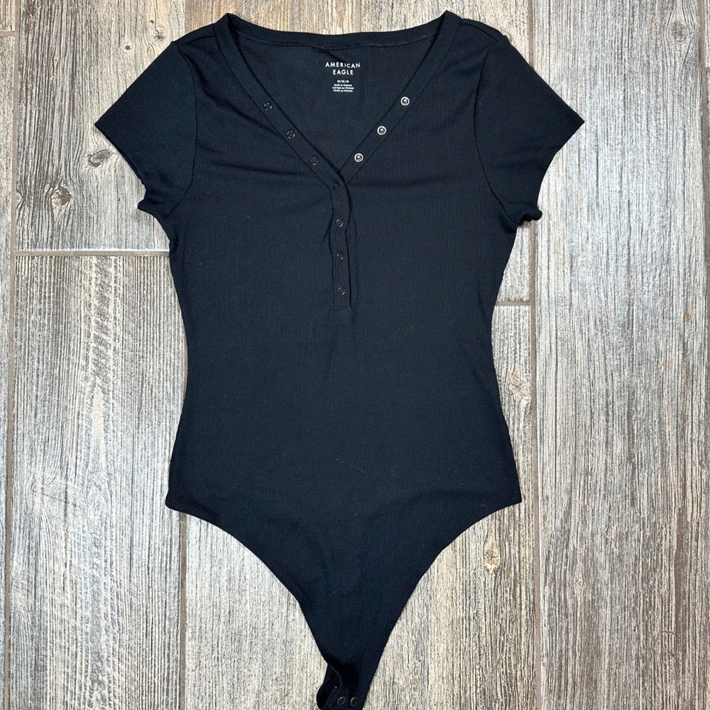 American Eagle Black‎ Ribbed Henley Bodysuit Snap Button V Neck Short Sleeve M